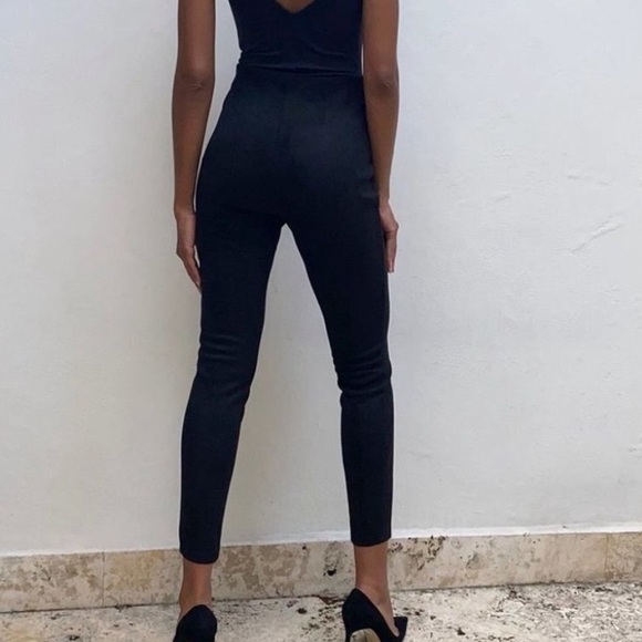 Aritzia Babaton Black Faux Suede Leggings 6 NWT - Picture 2 of 9